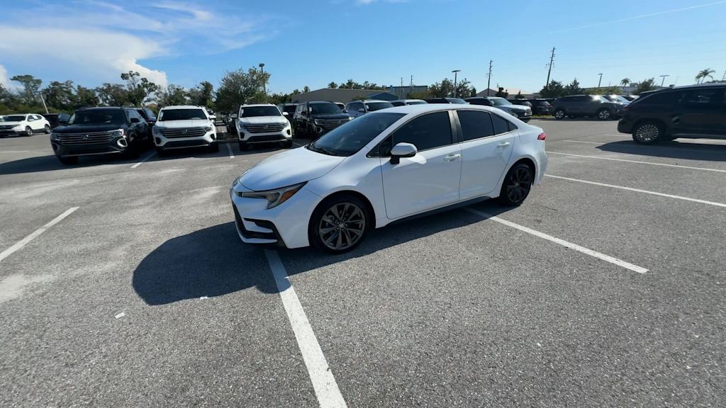 Thumbnail: 2023 Toyota Corolla - 7