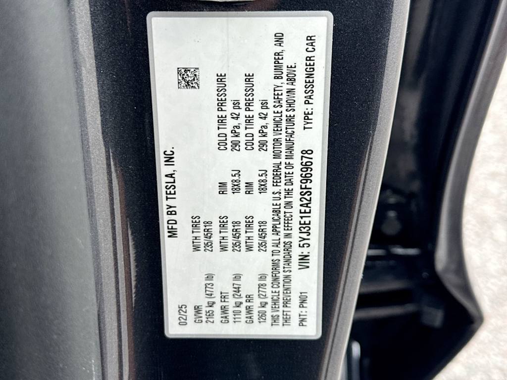 Thumbnail: 2025 Tesla Model 3 - 40