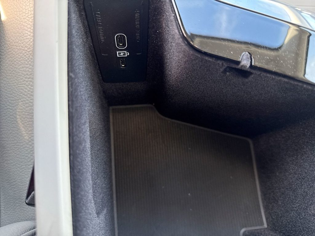 Thumbnail: 2024 Volvo S60 - 39