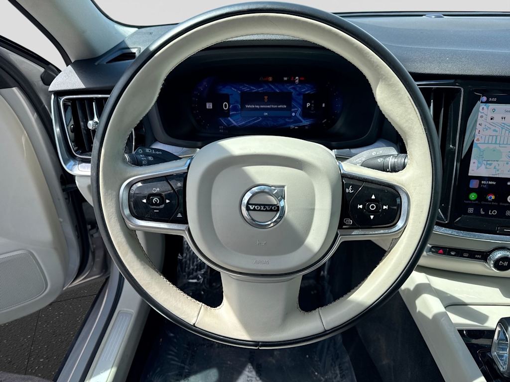 Thumbnail: 2024 Volvo S60 - 9