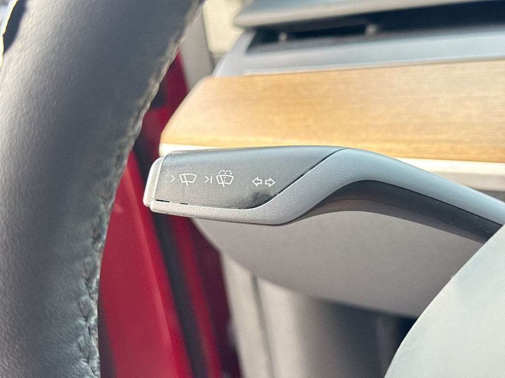 Thumbnail: 2023 Tesla Model Y - 33