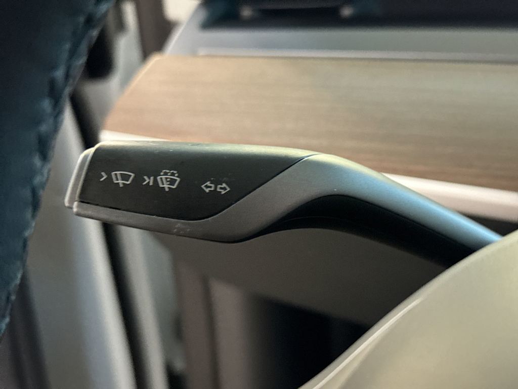 Thumbnail: 2023 Tesla Model Y - 35