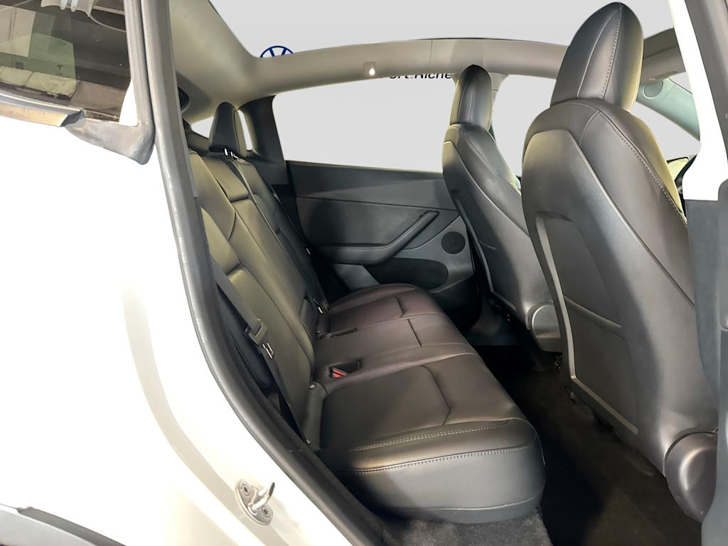 Thumbnail: 2023 Tesla Model Y - 31