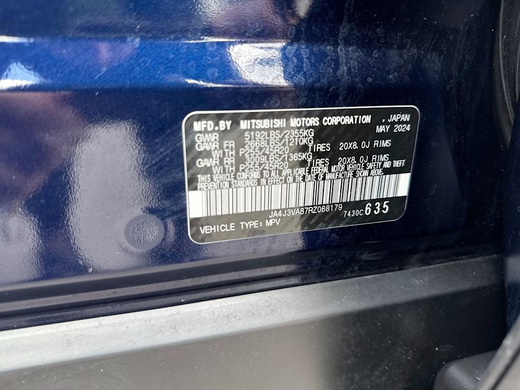 Thumbnail: 2024 Mitsubishi Outlander - 18