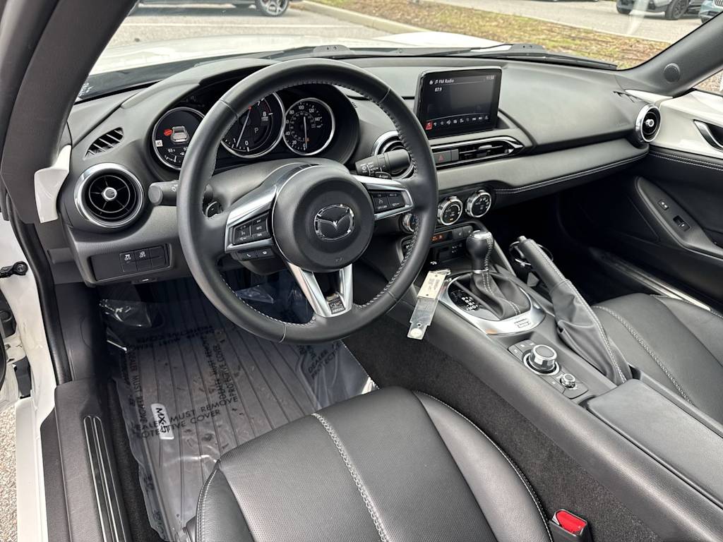 Thumbnail: 2022 Mazda MX-5 Miata - 2