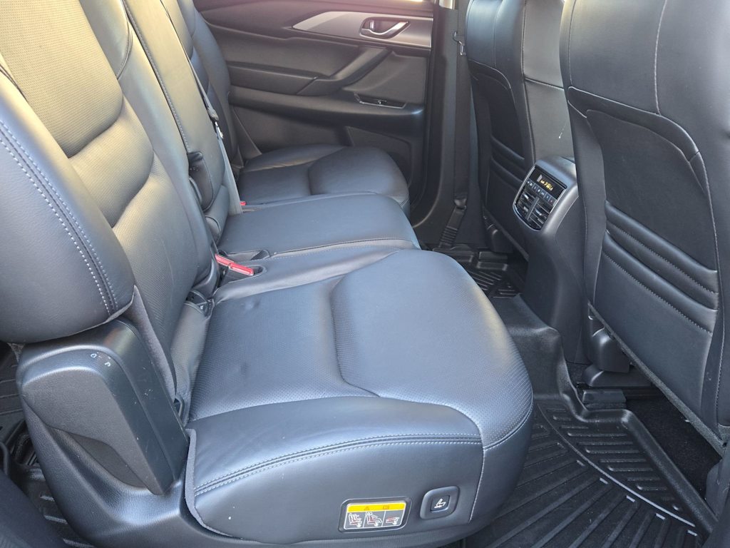 Thumbnail: 2022 Mazda CX-9 - 28