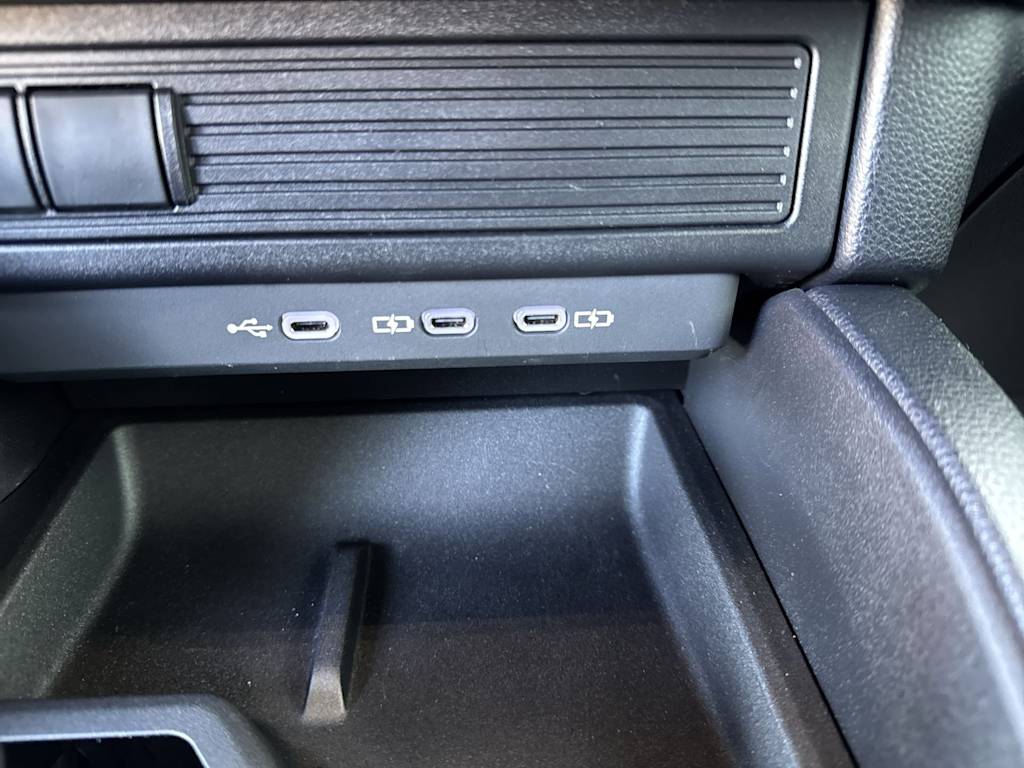 Thumbnail: 2025 Toyota Land Cruiser - 32