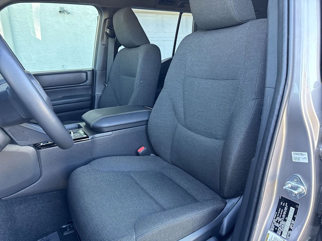 Thumbnail: 2025 Toyota Land Cruiser - 10