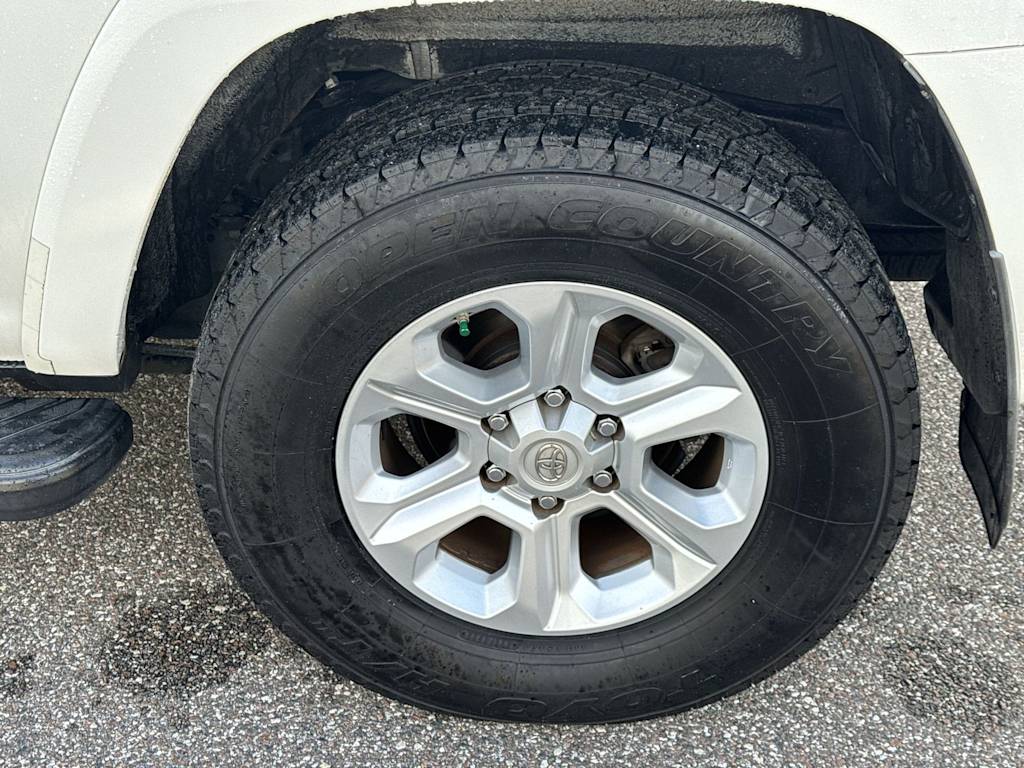 Thumbnail: 2016 Toyota 4Runner - 8