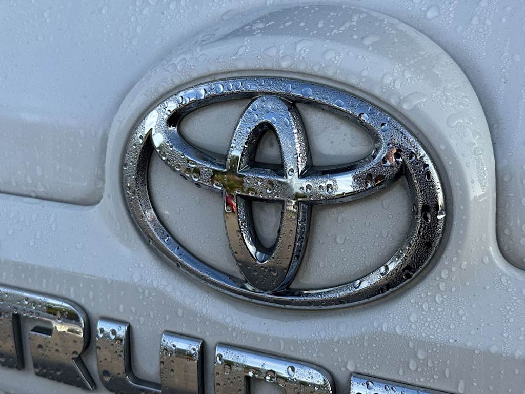 Thumbnail: 2016 Toyota 4Runner - 28