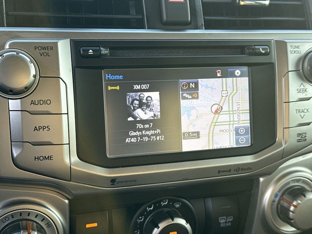 Thumbnail: 2016 Toyota 4Runner - 14