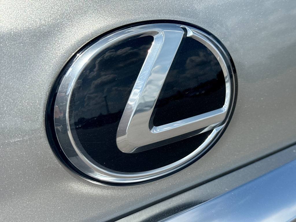 Thumbnail: 2023 Lexus GX - 7