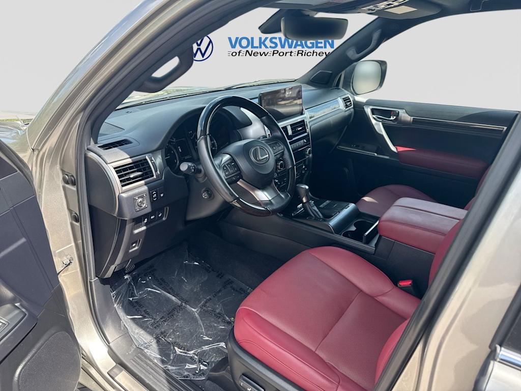 Thumbnail: 2023 Lexus GX - 2
