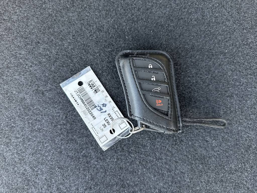 Thumbnail: 2025 Lexus RX - 31