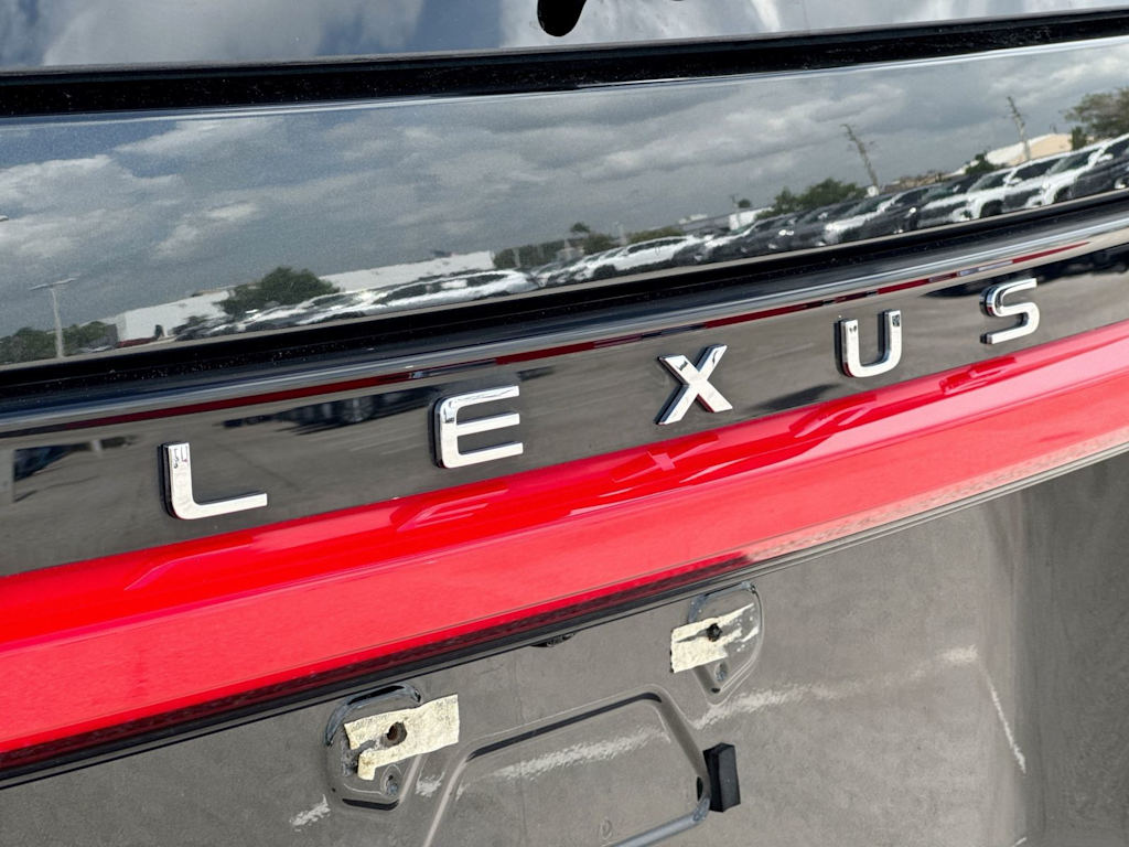 Thumbnail: 2025 Lexus ES - 29