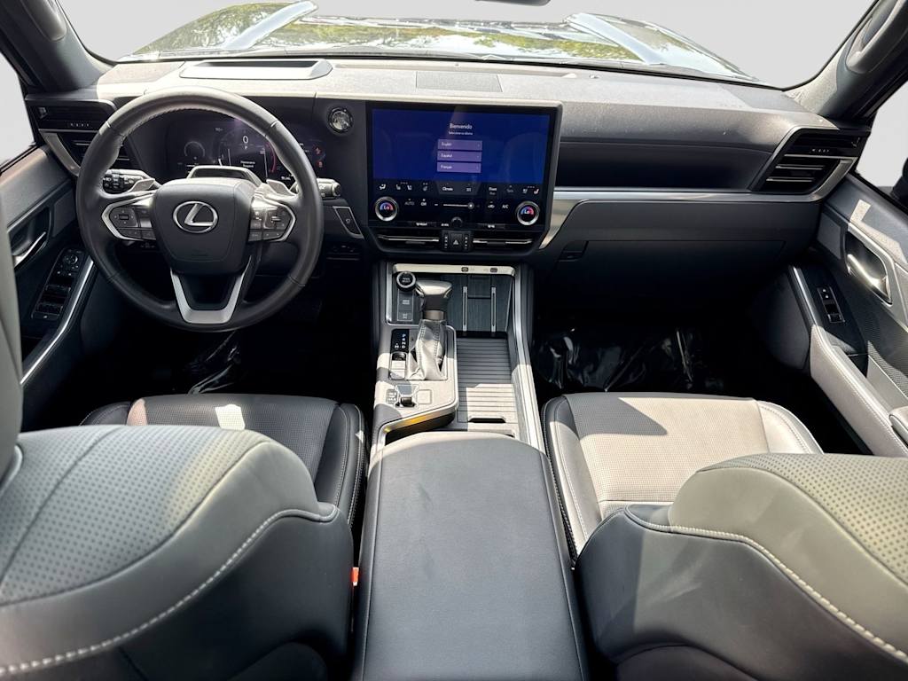 Thumbnail: 2025 Lexus ES - 2