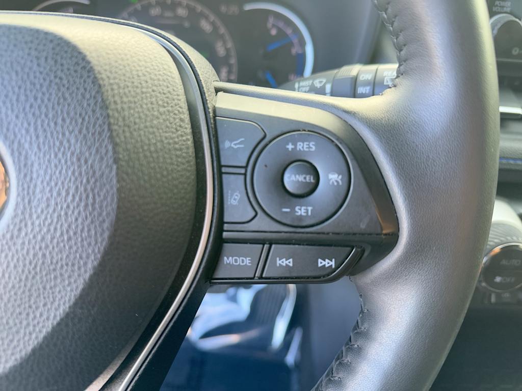 Thumbnail: 2021 Toyota RAV4 - 35
