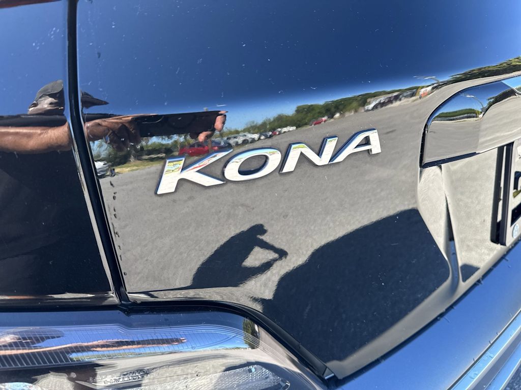 Thumbnail: 2022 Hyundai Kona - 7
