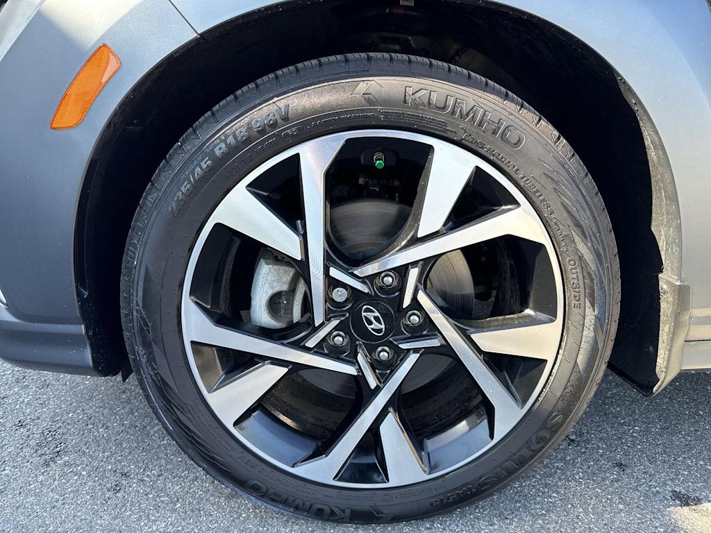 Thumbnail: 2022 Hyundai Kona - 8