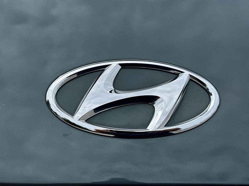 Thumbnail: 2023 Hyundai Ioniq 5 - 27