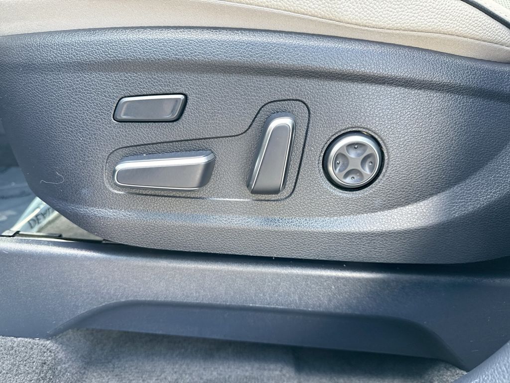 Thumbnail: 2023 Hyundai Palisade - 30