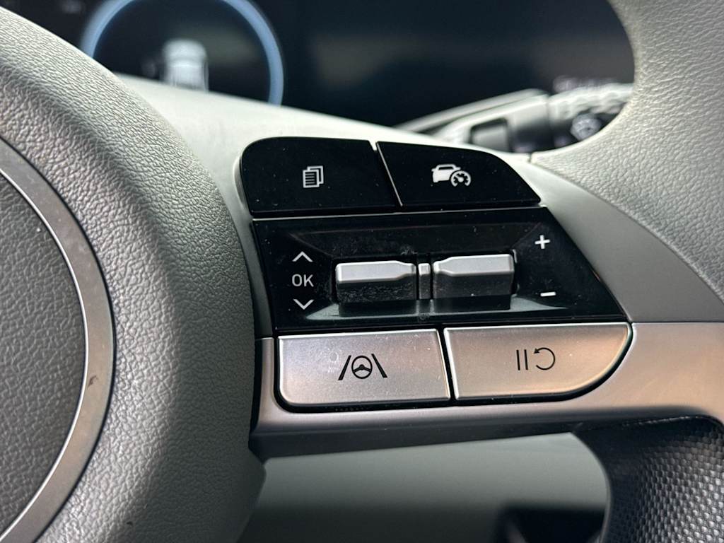 Thumbnail: 2024 Hyundai Elantra - 14