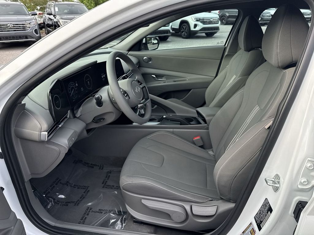 Thumbnail: 2024 Hyundai Elantra - 12
