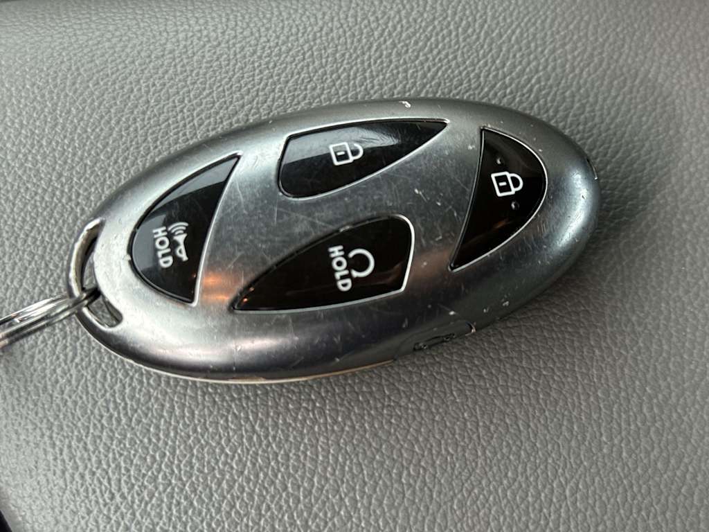Thumbnail: 2024 Hyundai Elantra - 18