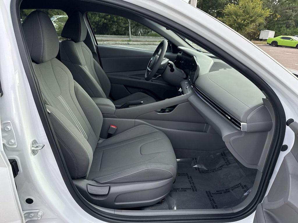 Thumbnail: 2024 Hyundai Elantra - 35