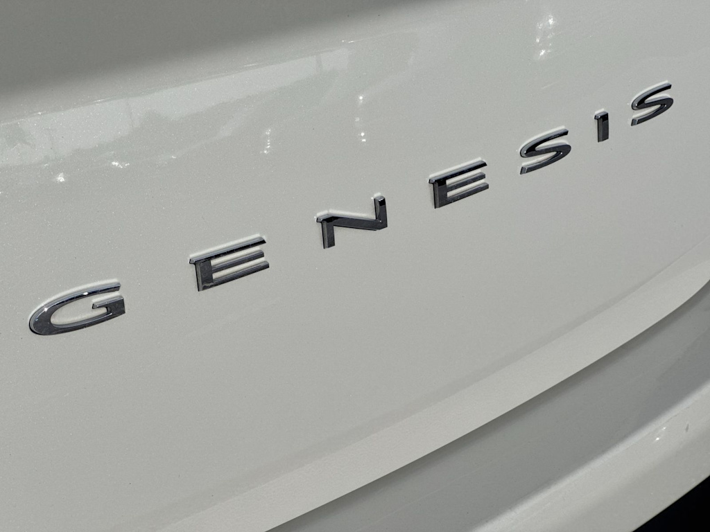 Thumbnail: 2025 Genesis G70 - 29