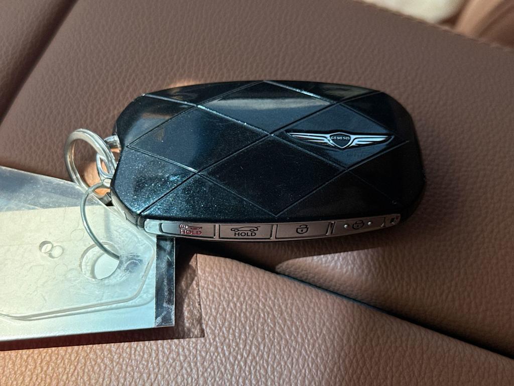 Thumbnail: 2025 Genesis GV80 - 17