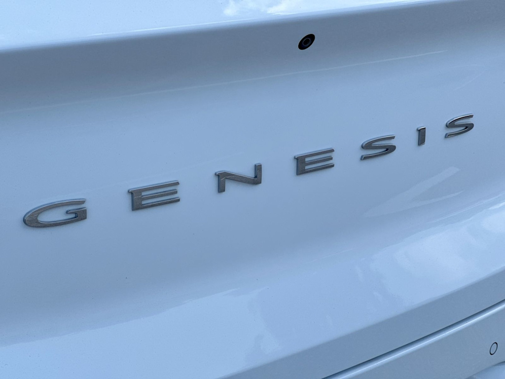 Thumbnail: 2021 Genesis GV80 - 7