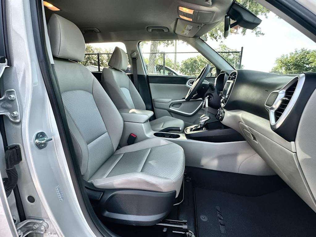 Thumbnail: 2024 Kia Soul - 21