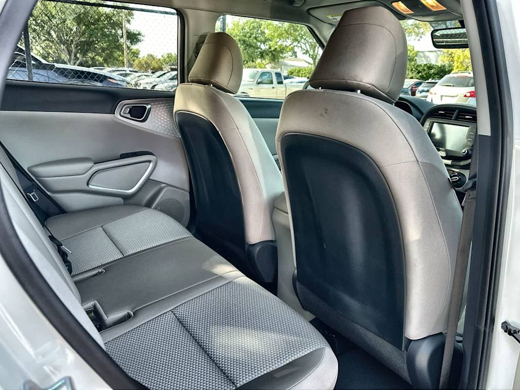 Thumbnail: 2024 Kia Soul - 25