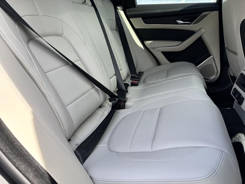 Thumbnail: 2026 Jaguar F-Pace - 26