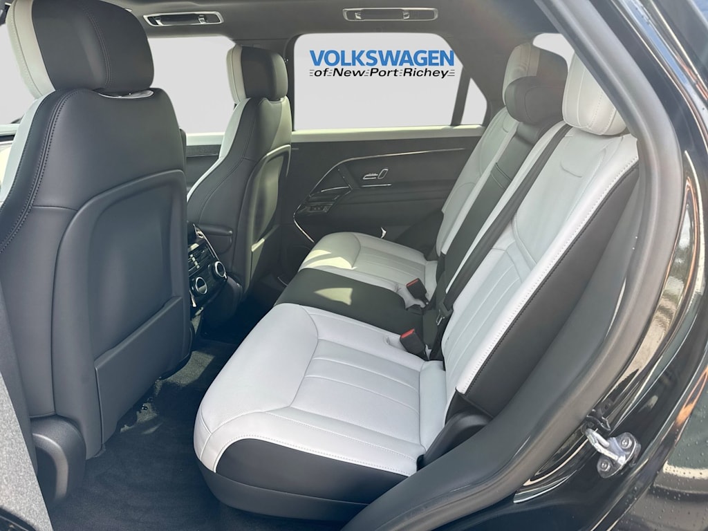 Thumbnail: 2025 Land Rover Range Rover Sport - 33