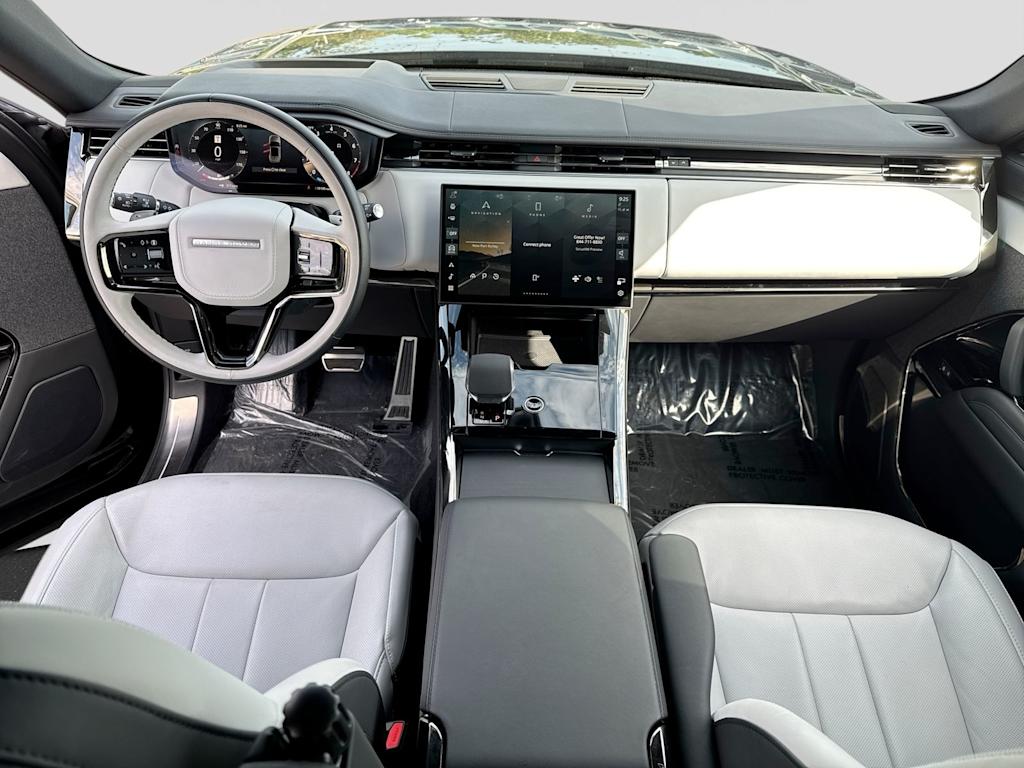 Thumbnail: 2025 Land Rover Range Rover Sport - 2