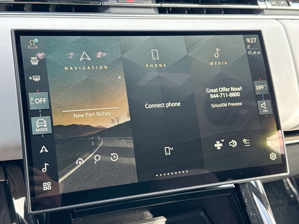 Thumbnail: 2025 Land Rover Range Rover Sport - 38