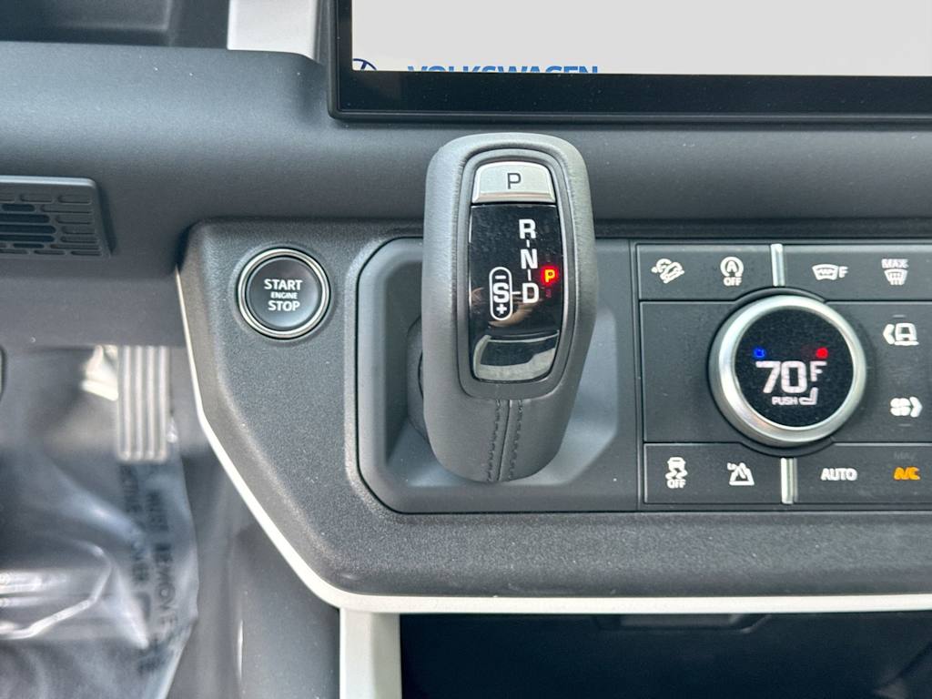 Thumbnail: 2025 Land Rover Defender - 41