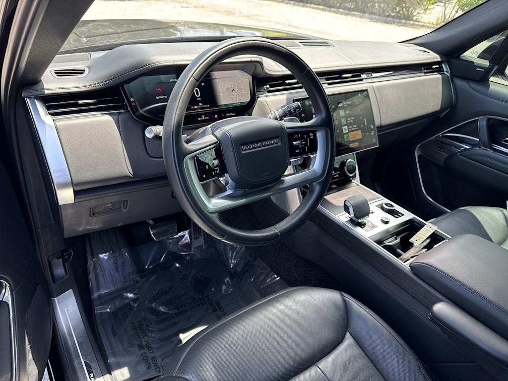 Thumbnail: 2023 Land Rover Range Rover - 2