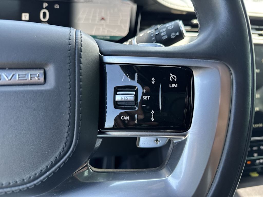 Thumbnail: 2023 Land Rover Range Rover - 28