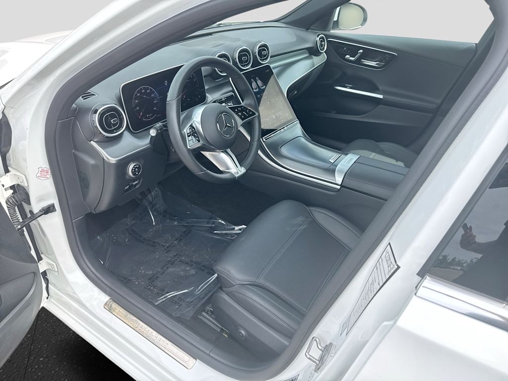 Thumbnail: 2025 Mercedes-Benz C-Class - 10