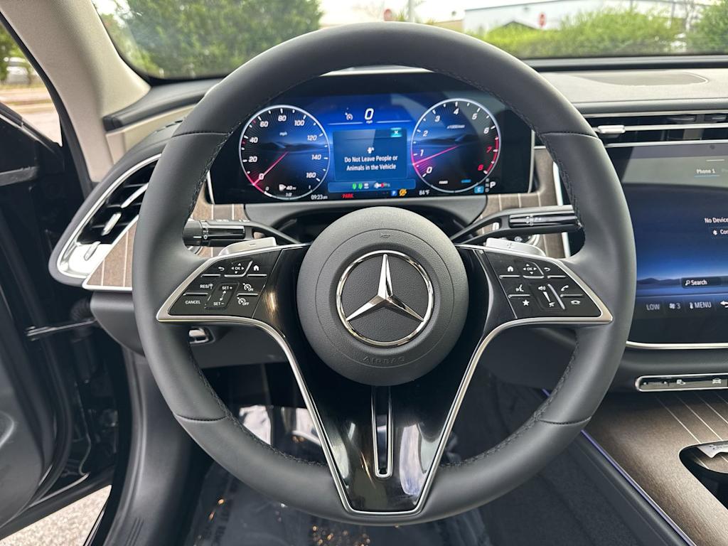 Thumbnail: 2026 Mercedes-Benz E-Class - 14