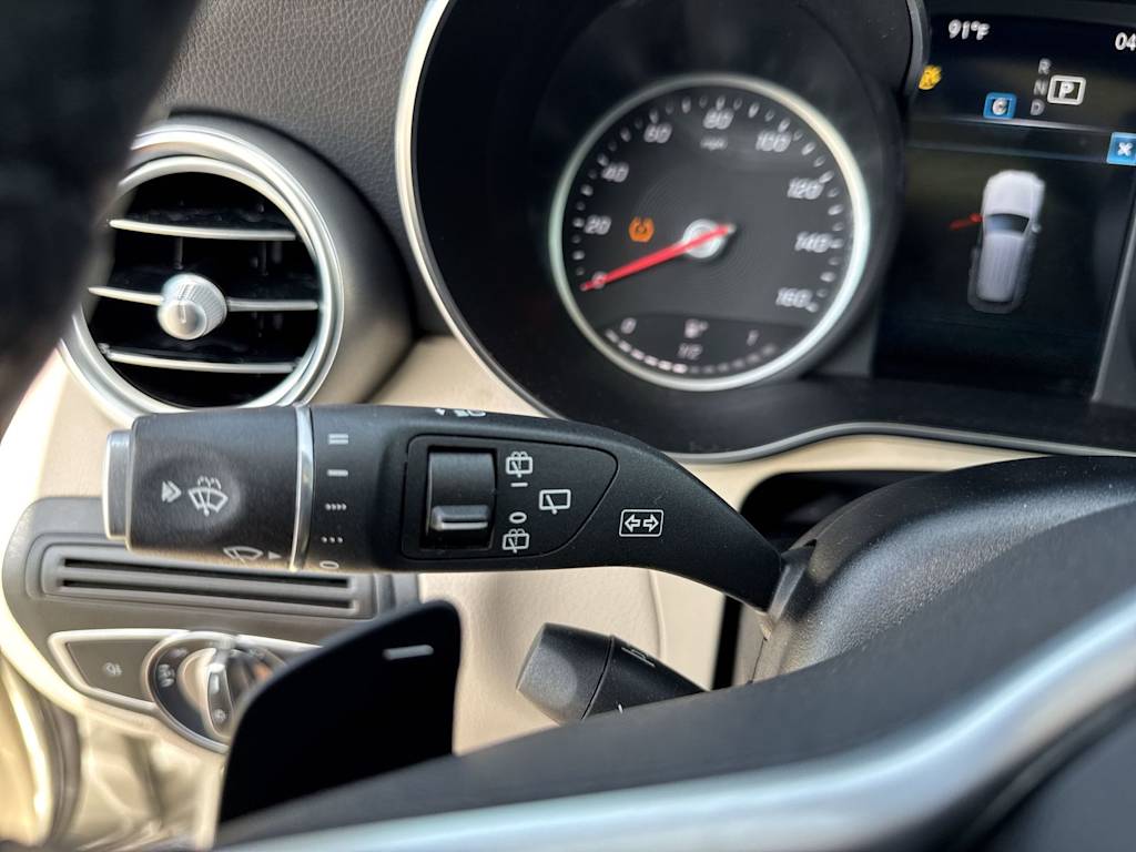 Thumbnail: 2021 Mercedes-Benz GLC - 35