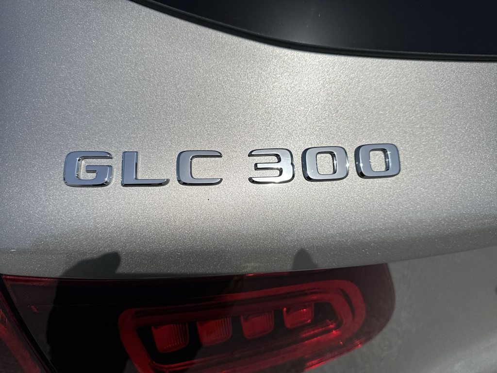 Thumbnail: 2021 Mercedes-Benz GLC - 29