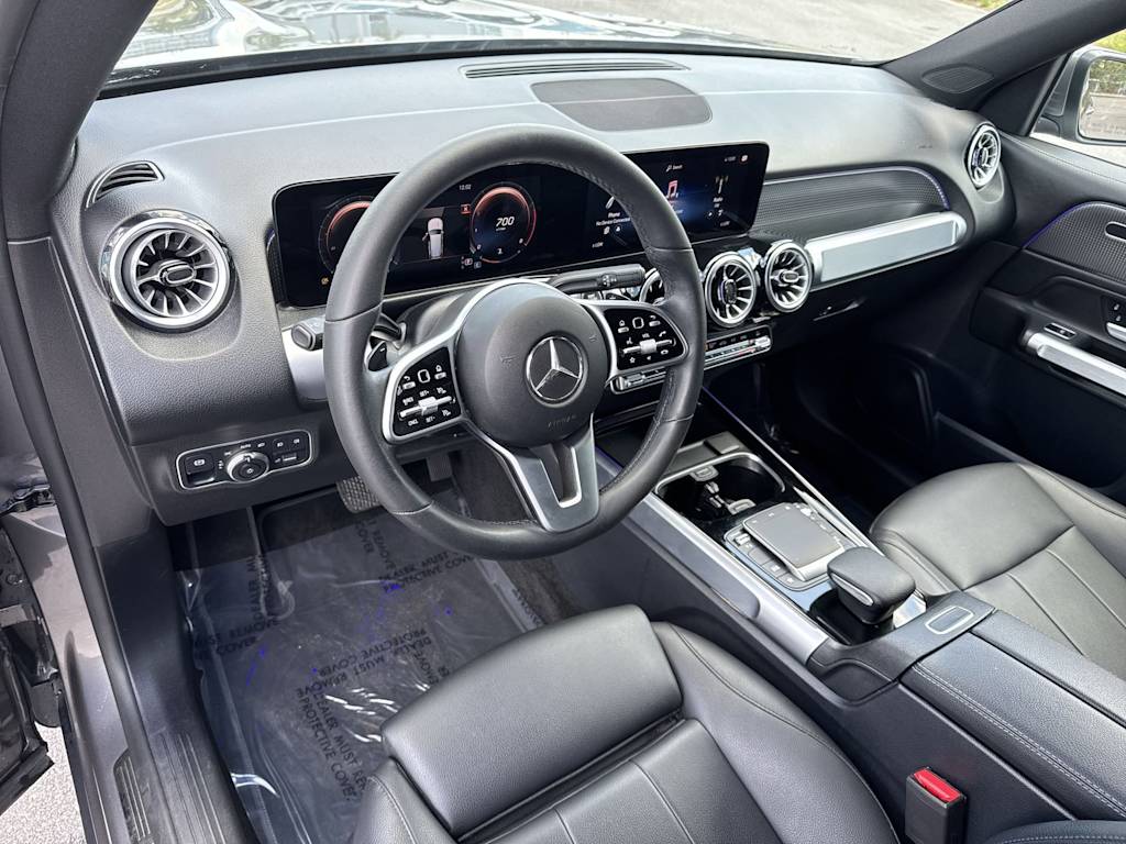 Thumbnail: 2022 Mercedes-Benz GLB - 2