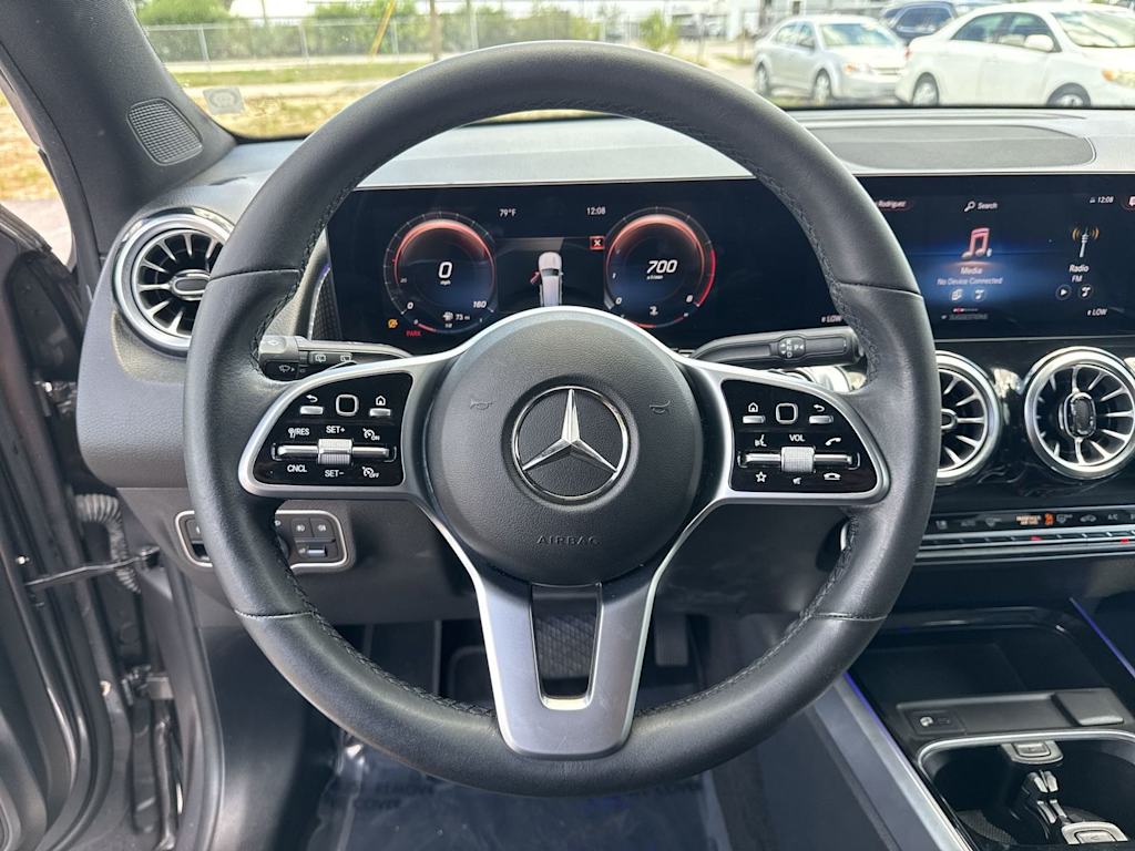 Thumbnail: 2022 Mercedes-Benz GLB - 15