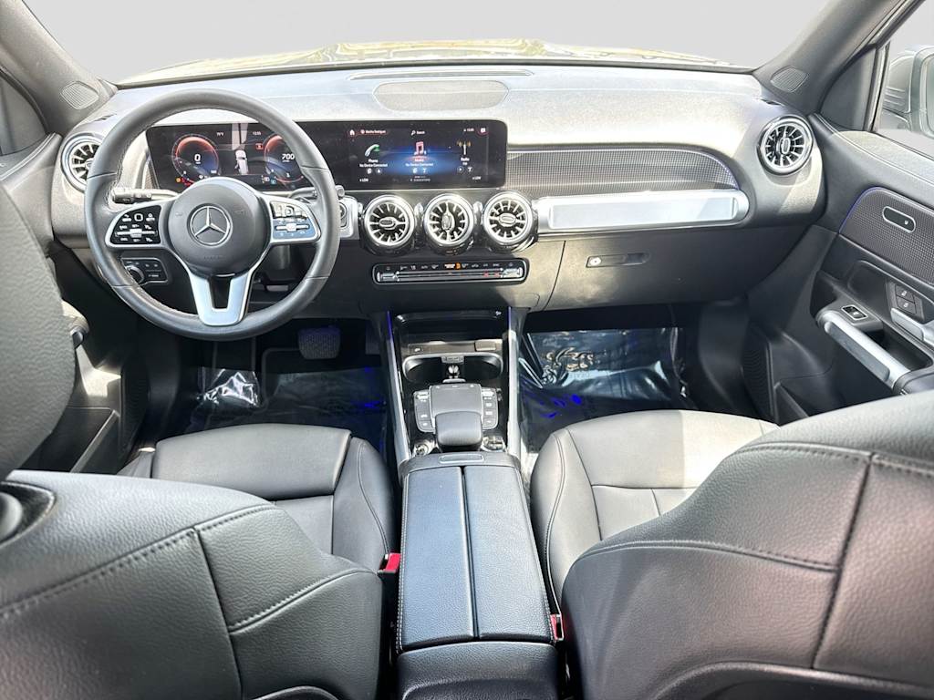 Thumbnail: 2022 Mercedes-Benz GLB - 10