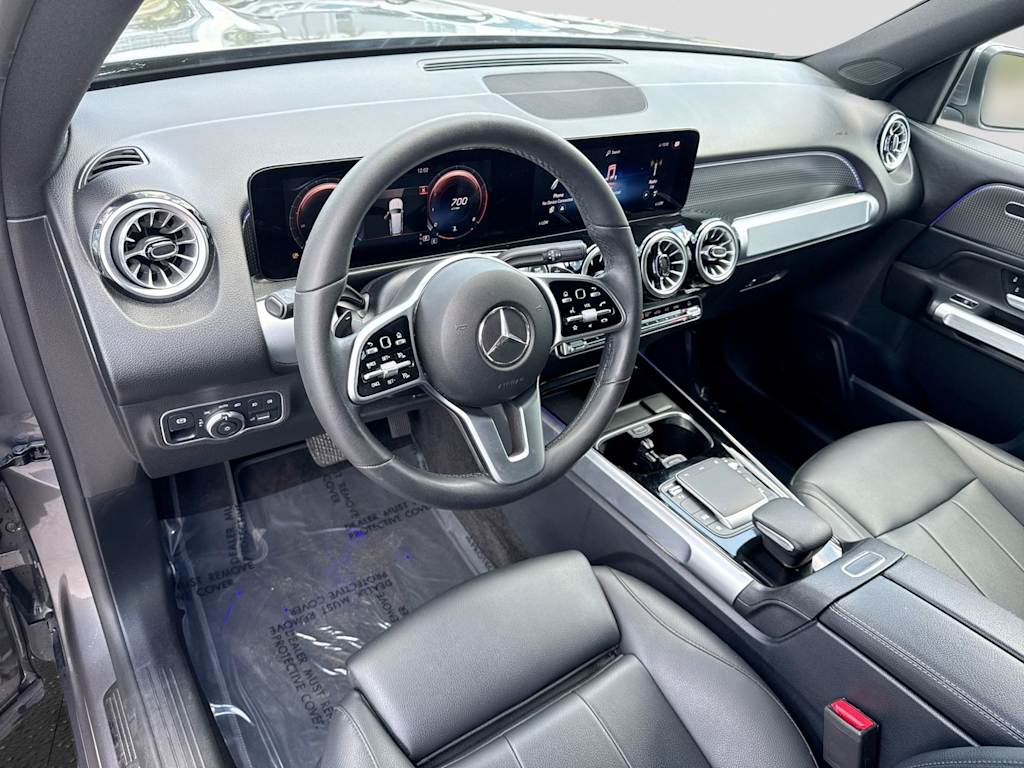 Thumbnail: 2022 Mercedes-Benz GLB - 2