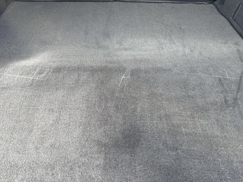 Thumbnail: 2020 Mercedes-Benz GLB - 34